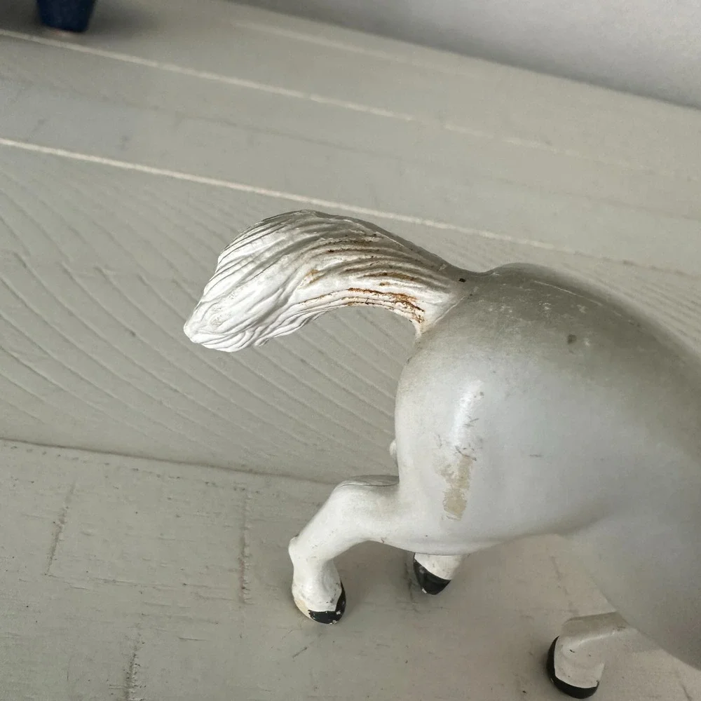 Funrise 1988  Vintage White Horse Lot of 2 Arabian Lipizzaner Figure‎ Toy